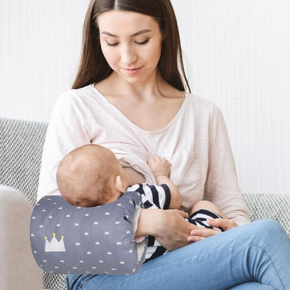 Coussin d’Allaitement - ArmNurse™ - Couronnes - monbebegourmand